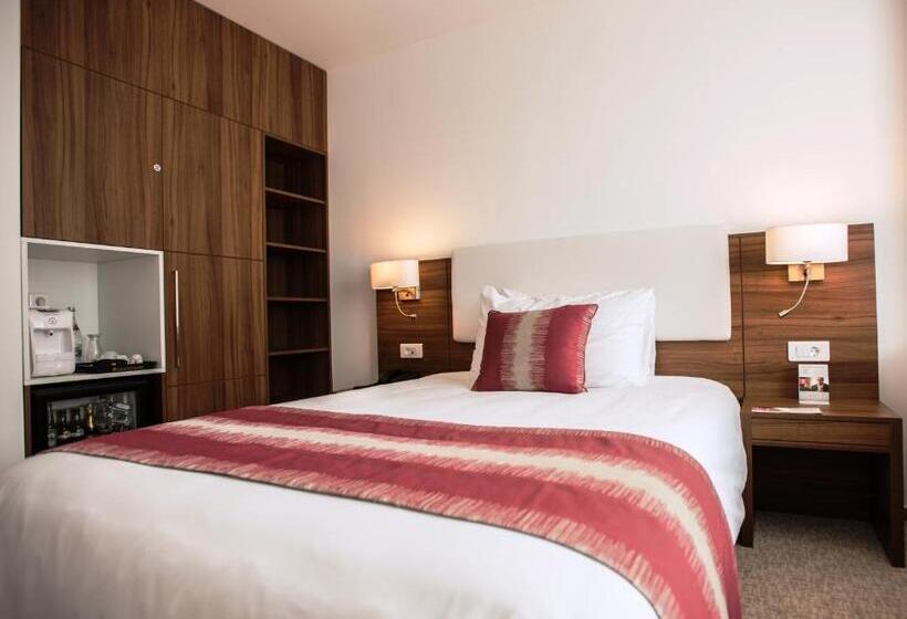 スタンダードルーム, Ramada Plaza Craiova