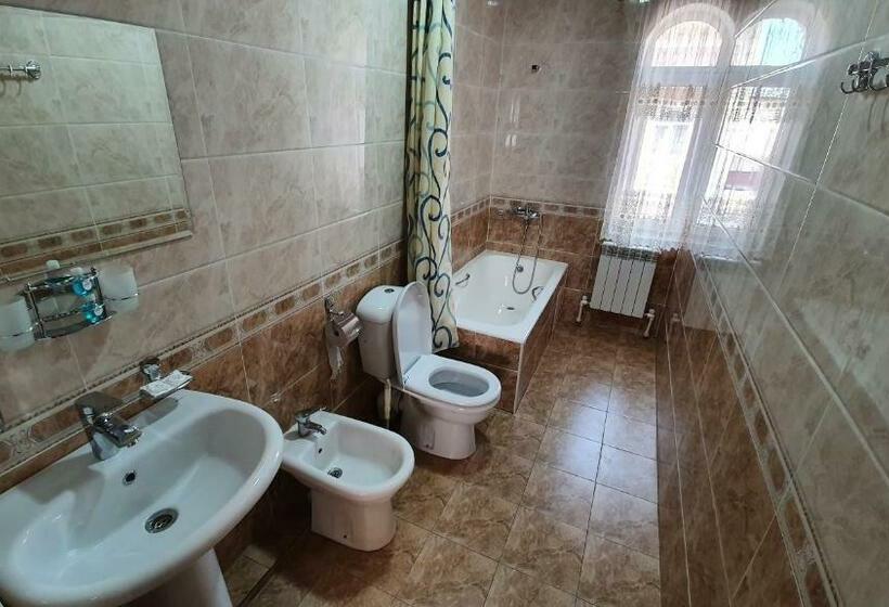 Люкс Кровать Кинг, Sarbon Hotel Tashkent