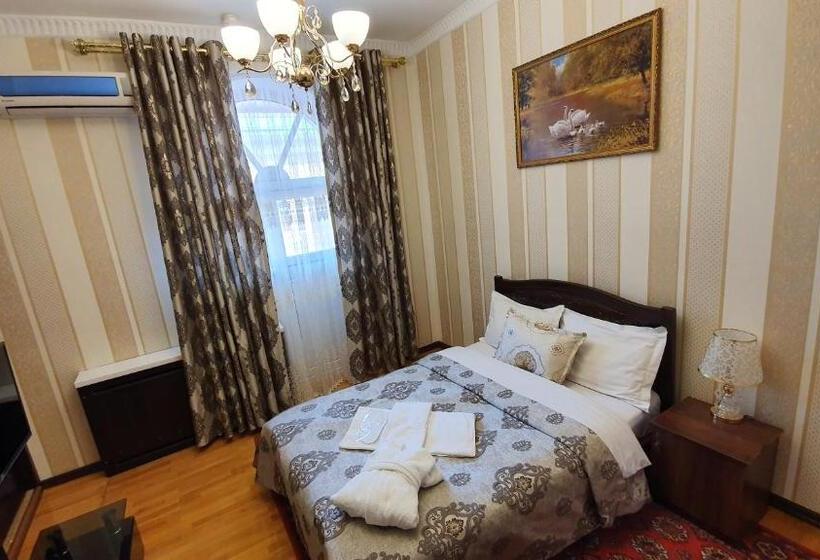 Номер Стандарт Вид на Бассейн, Sarbon Hotel Tashkent