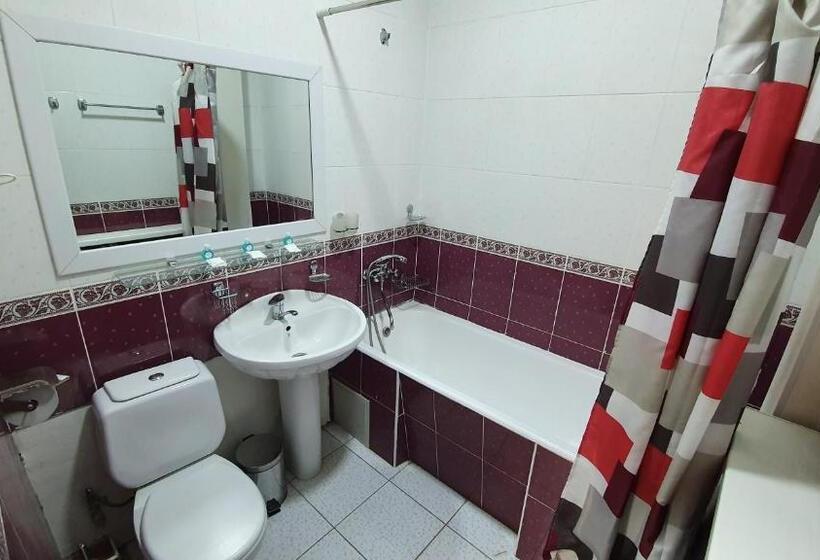 Номер Стандарт Трехместный, Sarbon Hotel Tashkent