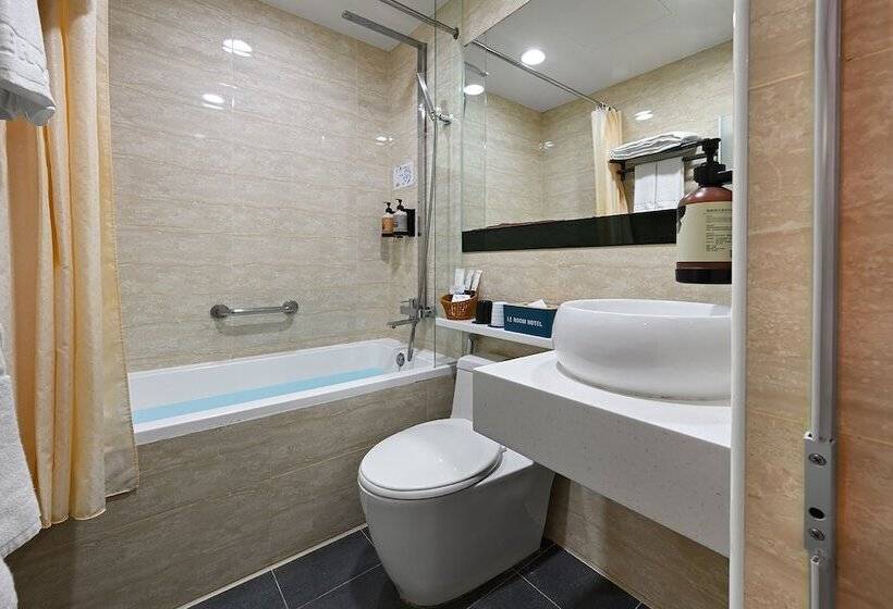 اتاق لوکس, Le Room Hotel Taoyuan
