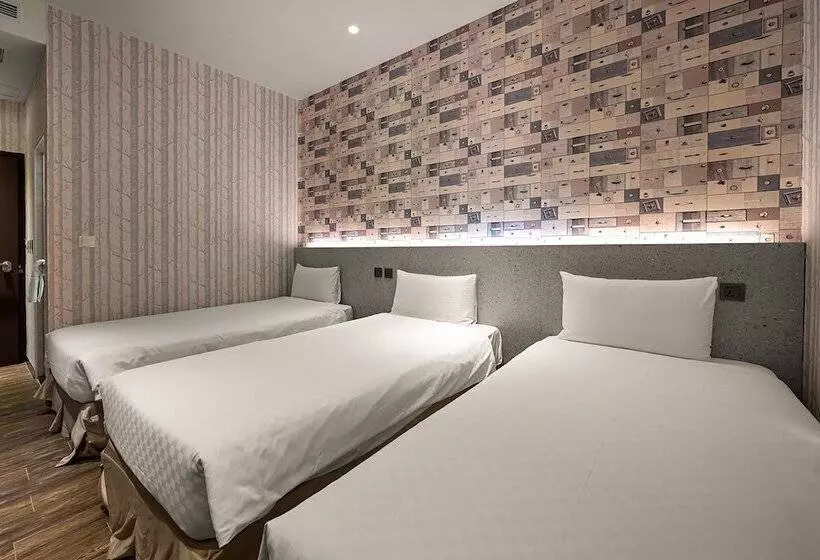 اتاق لوکس سه تخته, Le Room Hotel Taoyuan