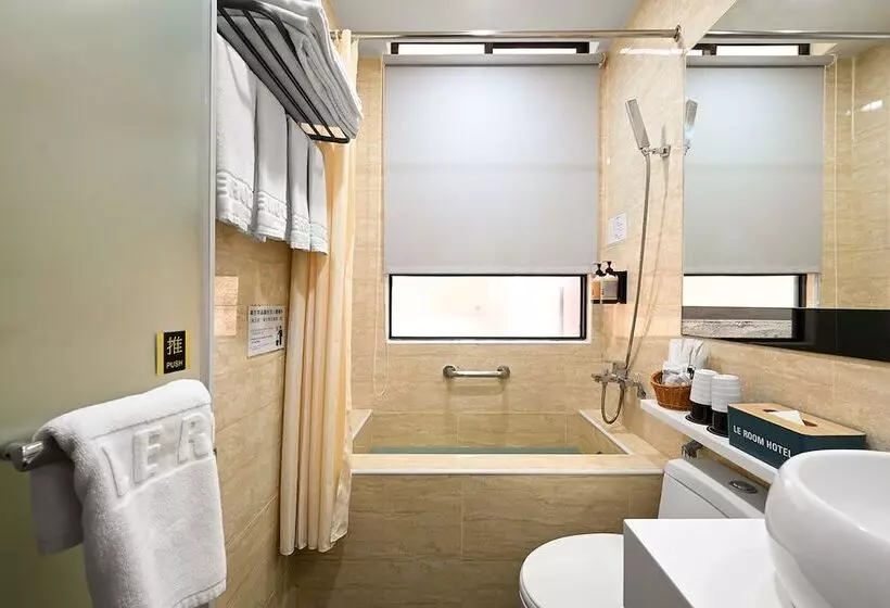 اتاق لوکس چهار تخته, Le Room Hotel Taoyuan