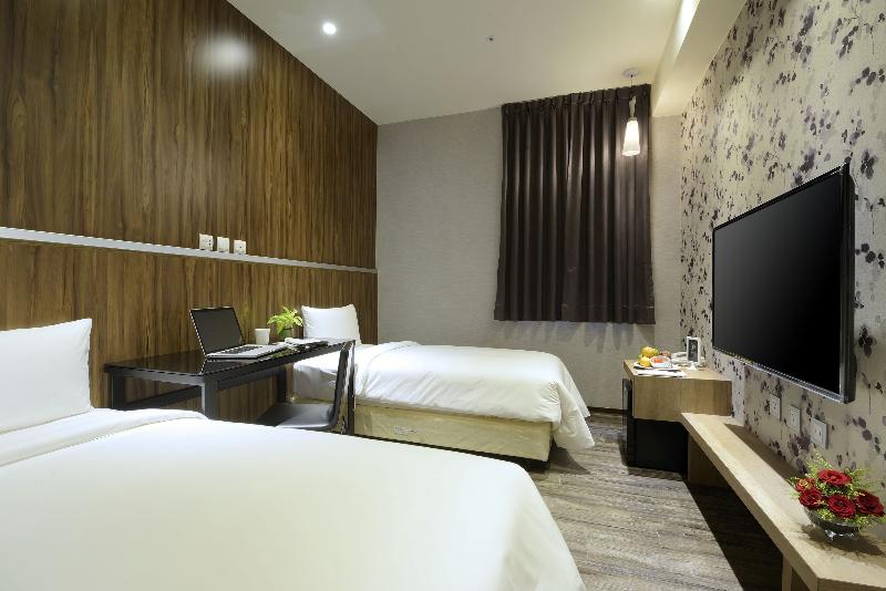 اتاق لوکس سه تخته, Le Room Hotel Taoyuan