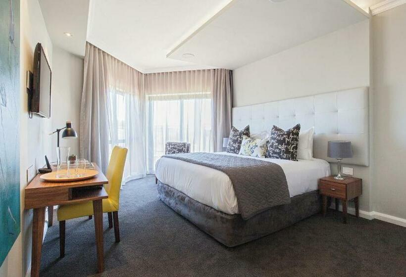 חדר דחוקס עם מיטת קינג, Bliss Boutique