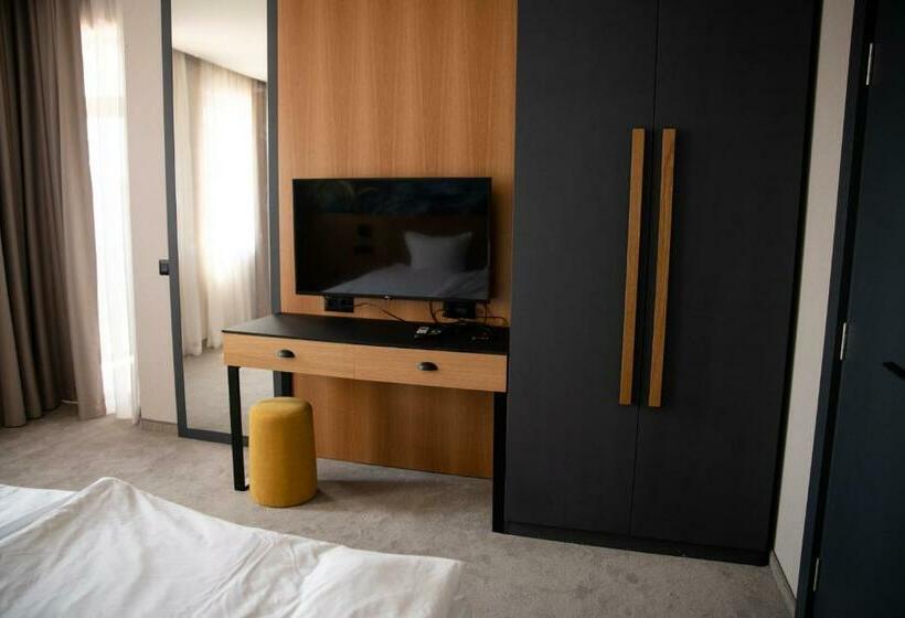 Люкс с Балконом, Saint Thomas Holiday Village