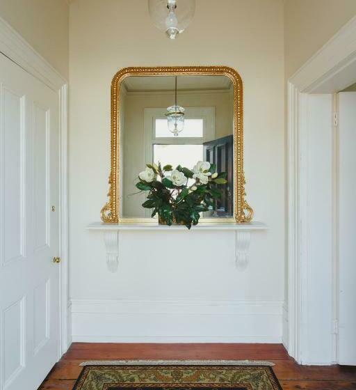 آپارتمان 2 خوابه, The Grand Old Duke