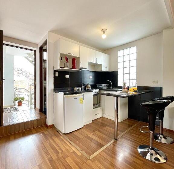 استودیوی استاندارد, Allinkay Cusco Apart