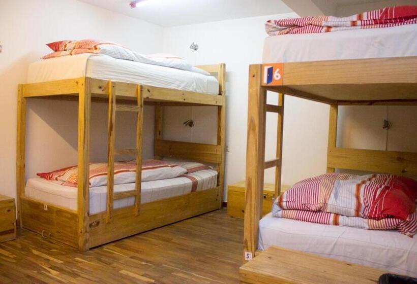 标准四人间共用浴室, Onkel Inn 1886   Hostel