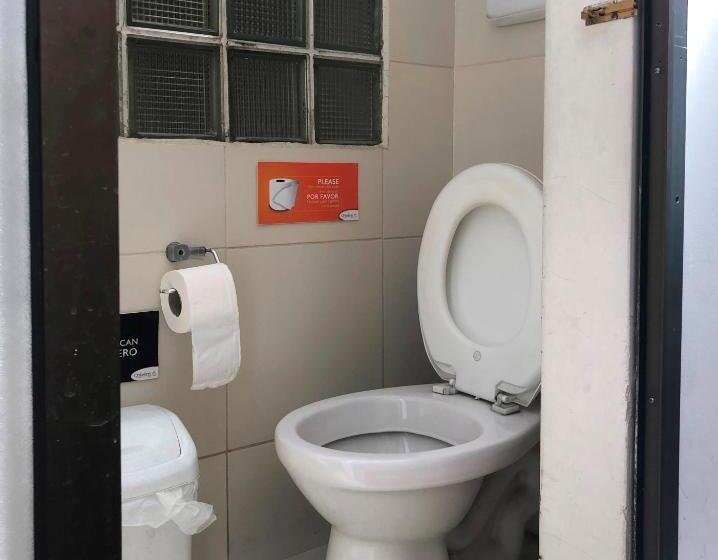 带共用浴室的标准房间, Onkel Inn 1886   Hostel