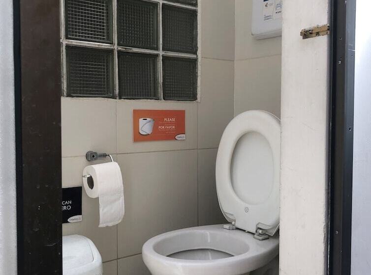 带共用浴室的标准房间, Onkel Inn 1886   Hostel