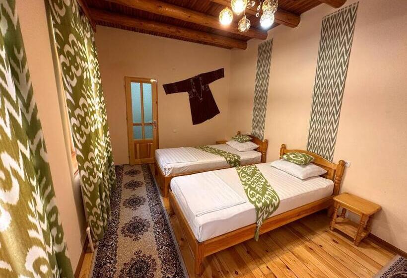 스탠다드 룸, Sarrafon Guest House