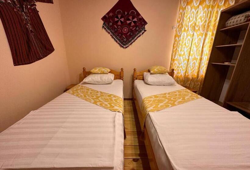 غرفة قياسية, Sarrafon Guest House