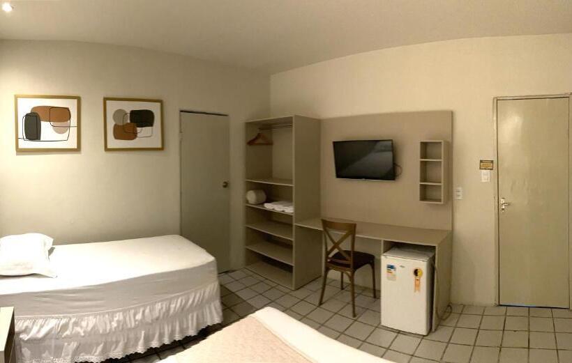 Номер Стандарт Трехместный, Center Plaza