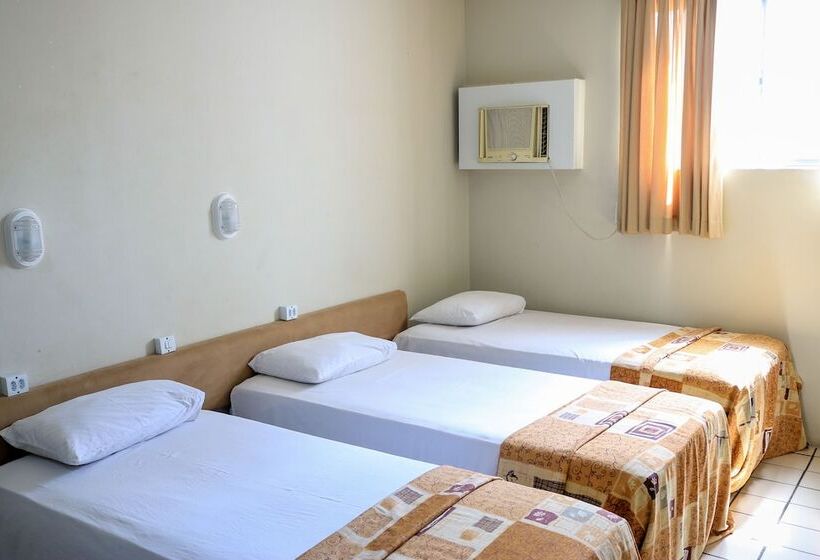 Номер Стандарт Трехместный, Center Plaza