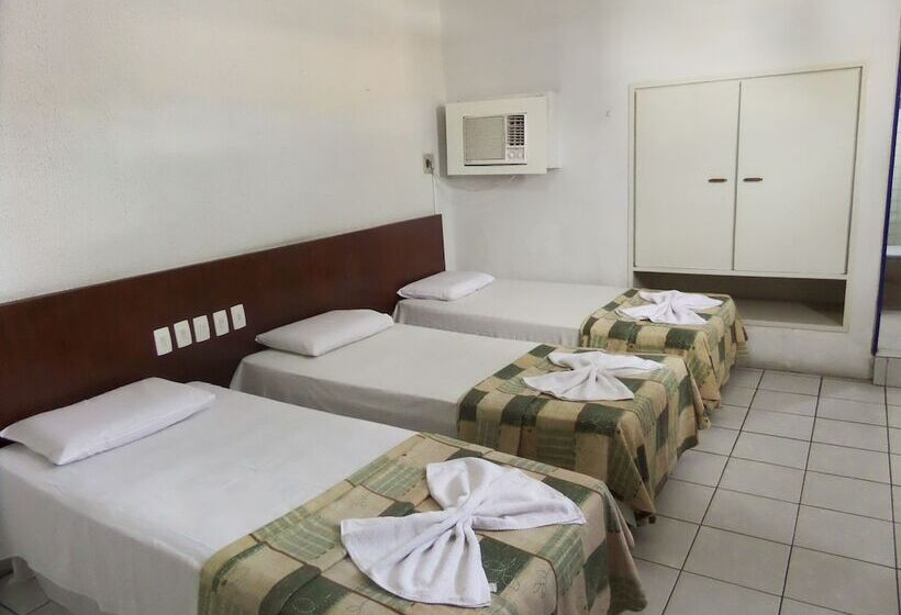 Номер Стандарт Трехместный, Center Plaza