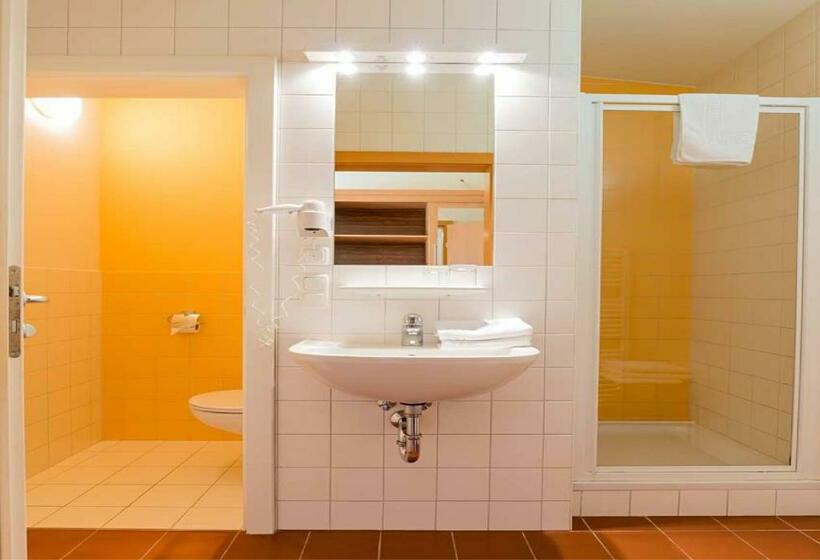 Номер Superior с Балконом, Familien Hotel Krainz
