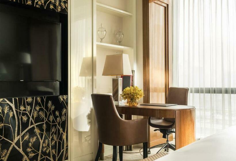 带大床的豪华间, Four Seasons Hotel Tianjin