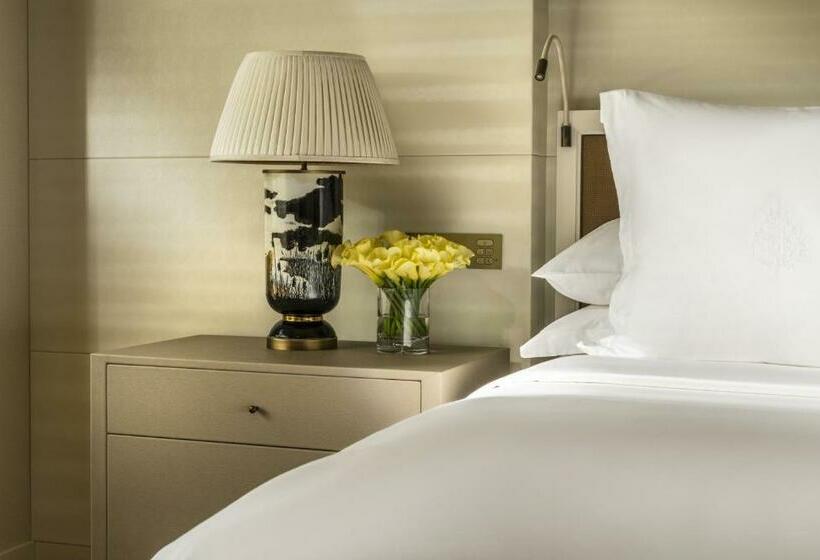 带大床的豪华间, Four Seasons Hotel Tianjin