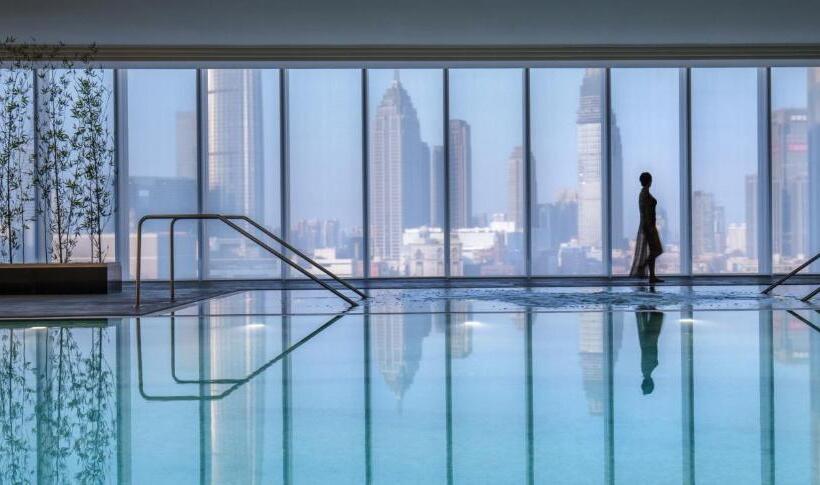 带大床的套房, Four Seasons Hotel Tianjin