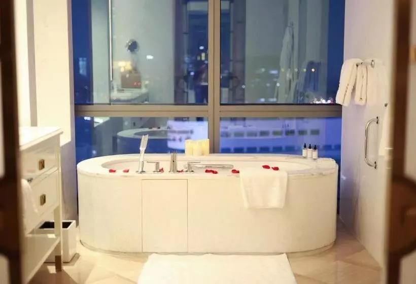Premium-sviitti, Four Seasons Hotel Tianjin