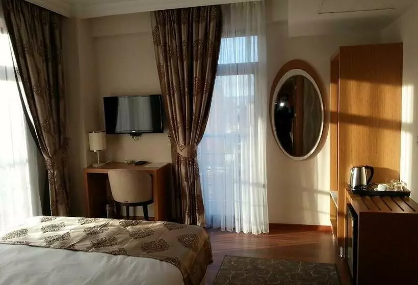 اتاق کلاسیک یک تخته, Gevher