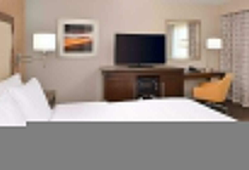 身障者適用キングサイズベッドルーム, Hampton Inn El Centro