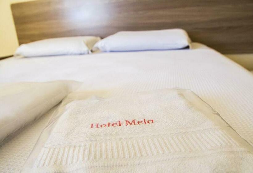 스탠다드 룸, Melo