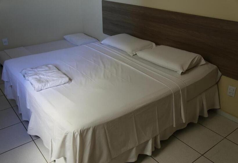 수피리어 트리플 룸, Melo