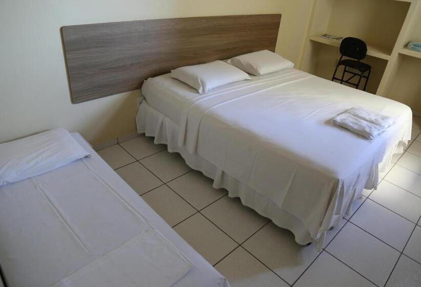 수피리어 트리플 룸, Melo