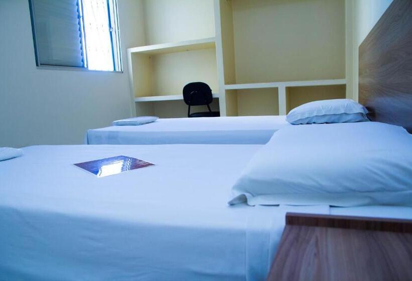 스탠다드 싱글 룸, Melo