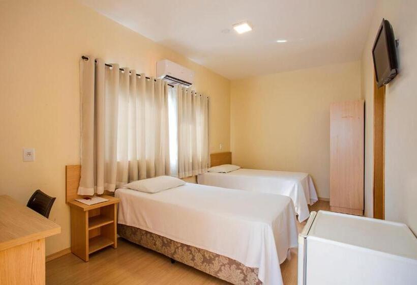 חדר סטנדרט, Metropole Paulinia