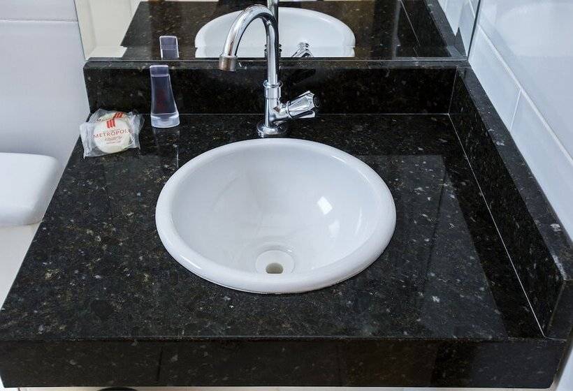 חדר סטנדרט, Metropole Paulinia