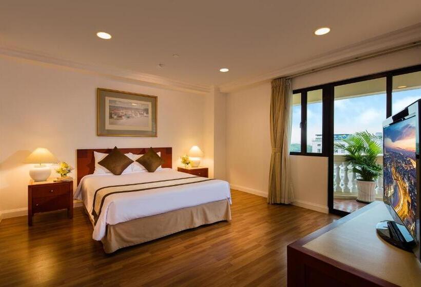 1 Bedroom Penthouse Apartment, Norfolk Mansion  Luxury Serviced Apartment