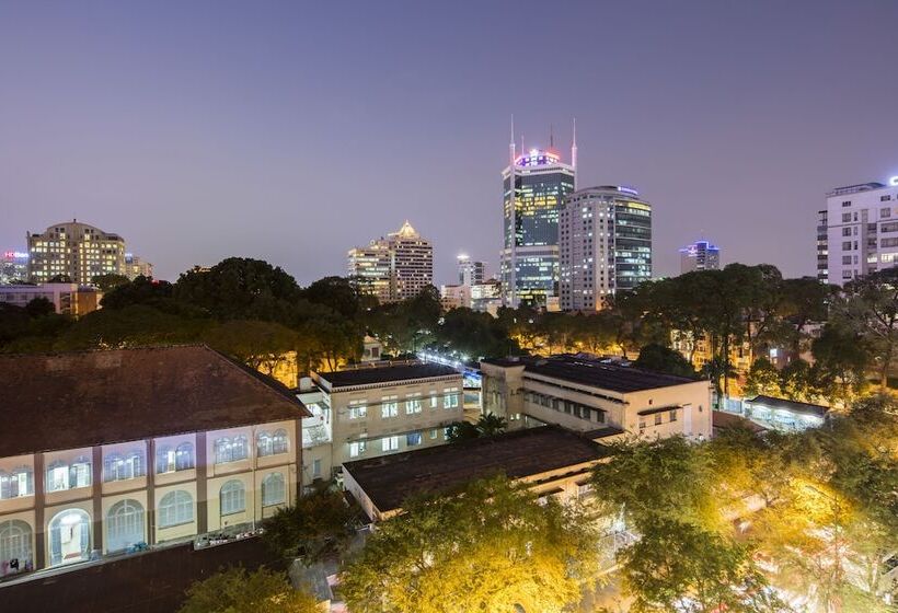 2 Bedroom Premium Apartment, Norfolk Mansion  Luxury Serviced Apartment