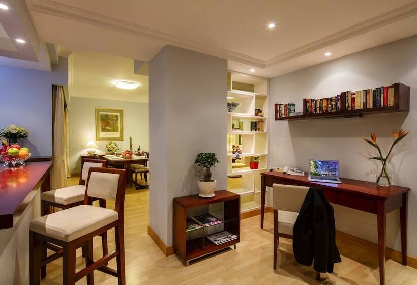 2 Bedroom Premium Apartment, Norfolk Mansion  Luxury Serviced Apartment