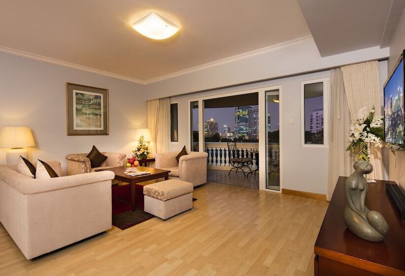 2 Bedroom Premium Apartment, Norfolk Mansion  Luxury Serviced Apartment