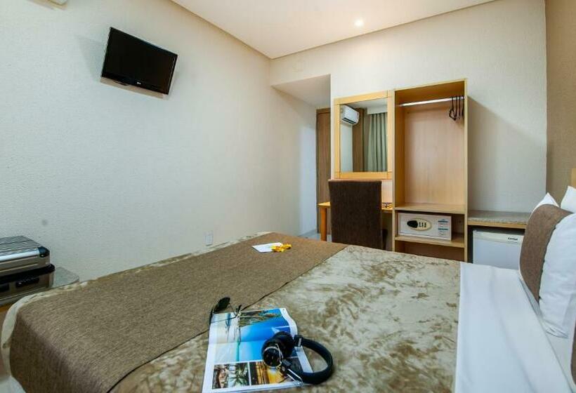 ダブルベッドスタンダードルーム, Olympia