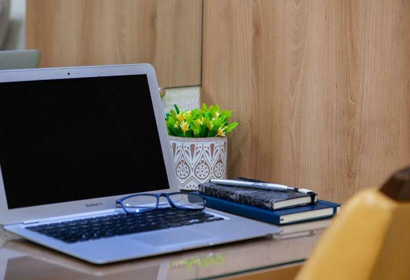 ダブルベッドスタンダードルーム, Olympia