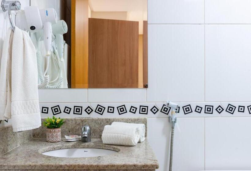 スタンダードトリプルルーム, Olympia