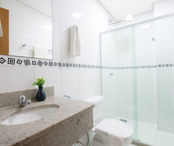 ダブルベッドスタンダードルーム, Olympia