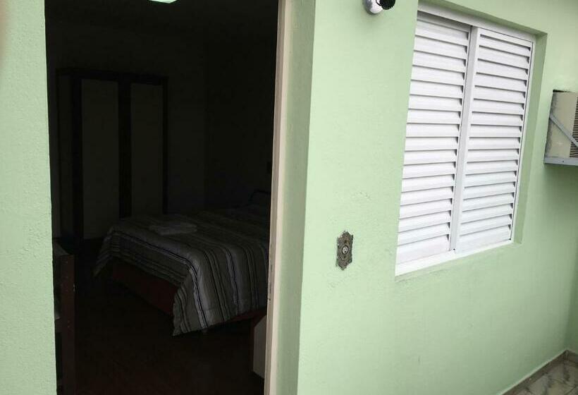 Balkonlu Lüks Oda, Villa Brites