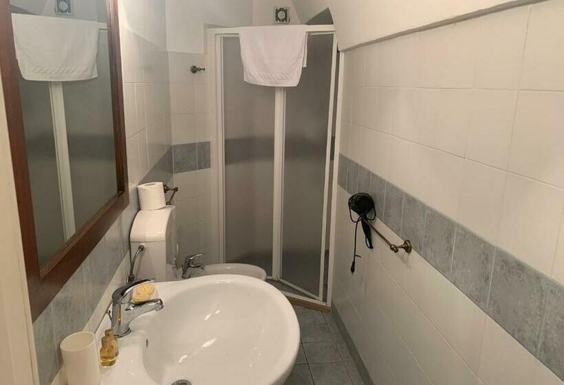 Трехместный Номер Superior, Villa Raffaella