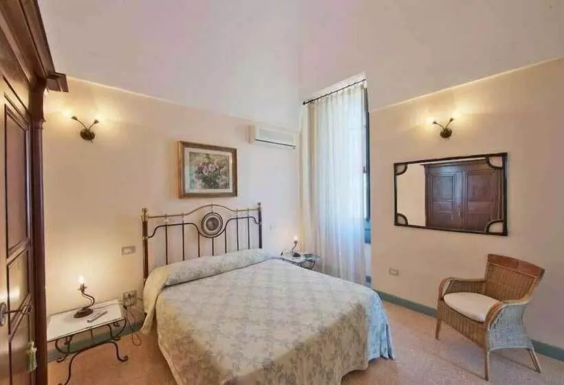 スーペリアールーム, Villa Raffaella