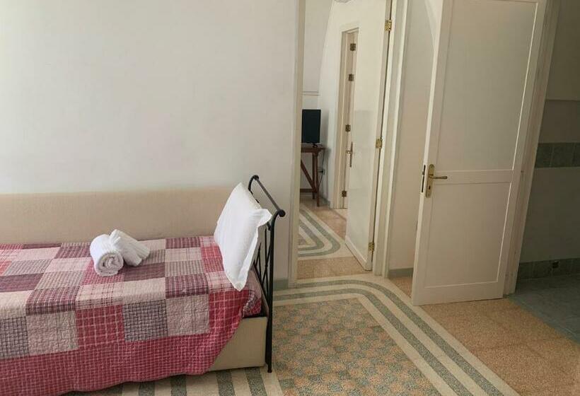 חדר סופריור לשלושה, Villa Raffaella