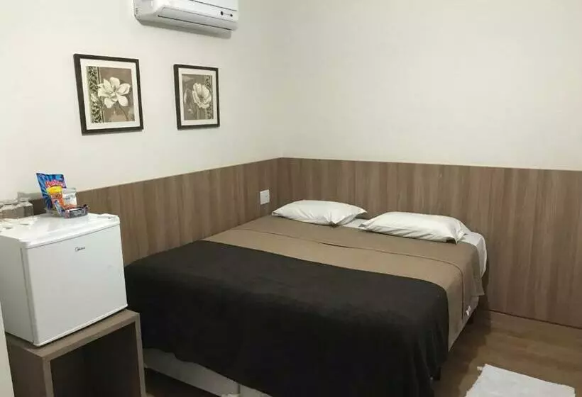 Standard Kolmen Hengen Huone, Villaggio Nobre