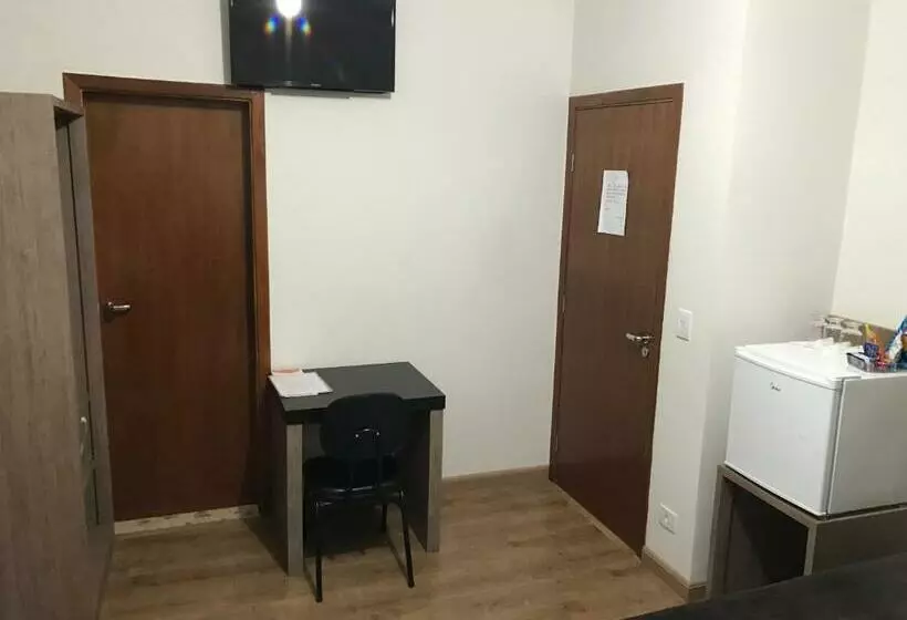 Standard Kolmen Hengen Huone, Villaggio Nobre