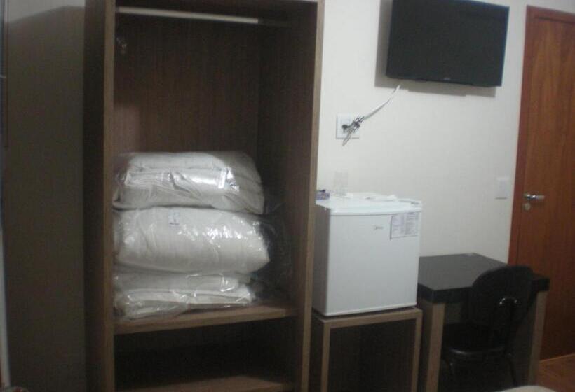 장애인을 위한 킹사이즈 침대 스탠다드 룸, Villaggio Nobre