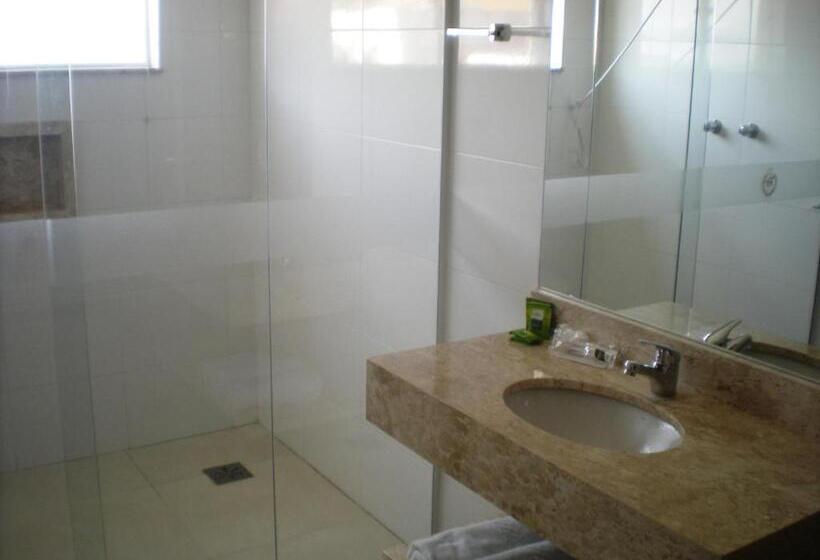 디럭스 룸 킹사이즈 침대, Villaggio Nobre