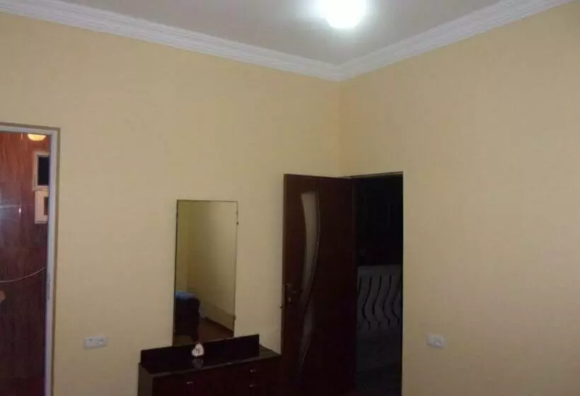 اتاق استاندارد, Guest House 293